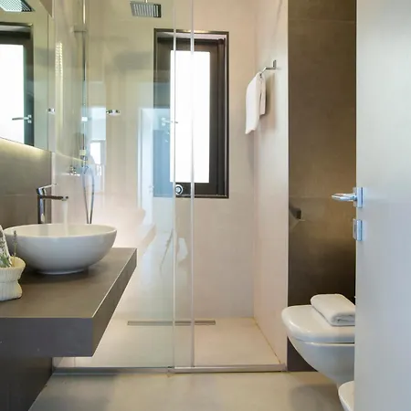 Villa Kastos - Stylish Luxury With Direct Sea Access *