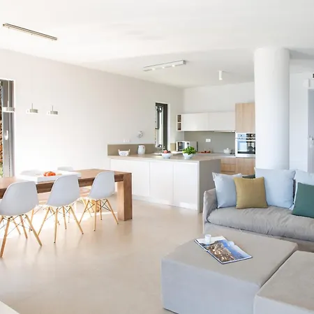 Kastos - Stylish Luxury With Direct Sea Access Villa