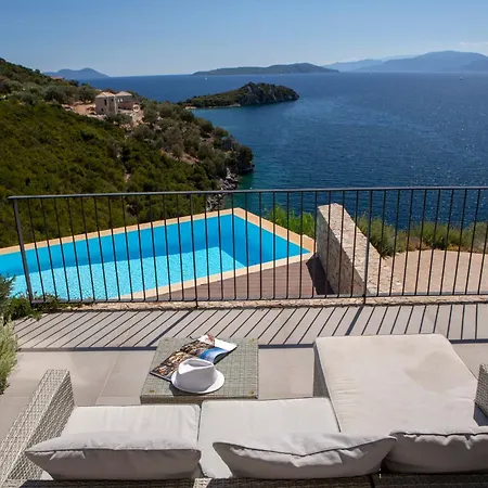 Kastos - Stylish Luxury With Direct Sea Access