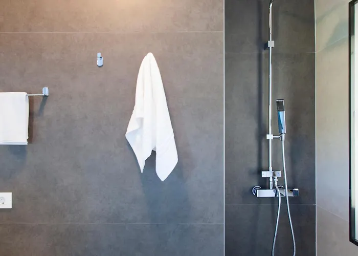 Kastos - Stylish Luxury With Direct Sea Access *